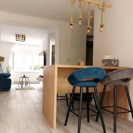 Mr.zagreb, Apartman****budite Nasi Gosti Apartment *